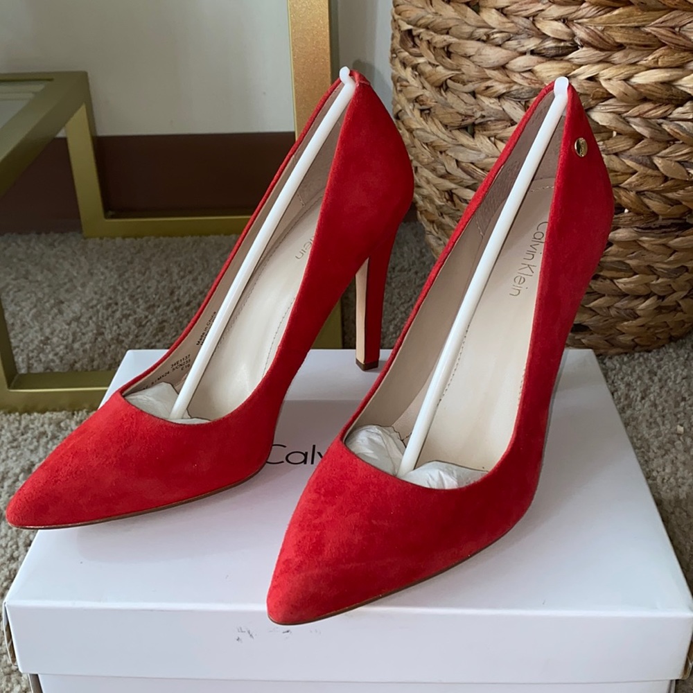 Calvin Klein Pumps